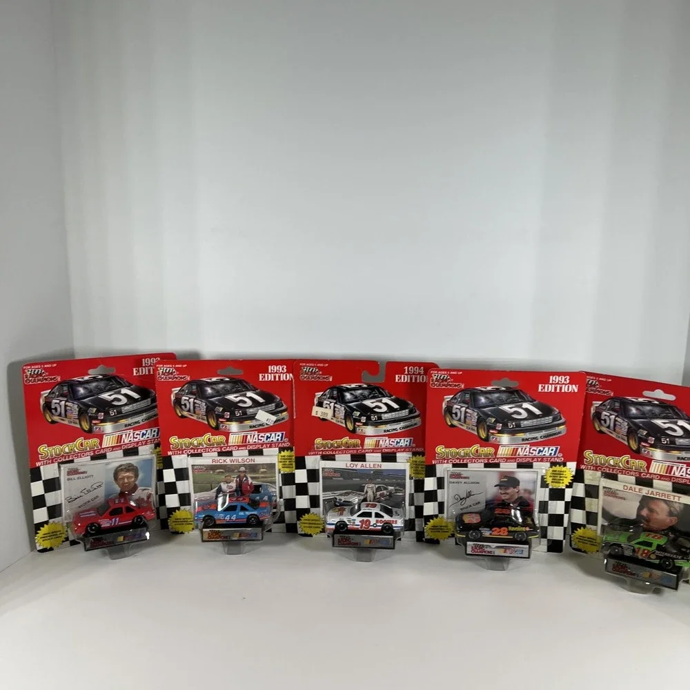 Racing Champions Nascar 1:64 Car Lot Of 25 New Various Drivers Years See Photos.